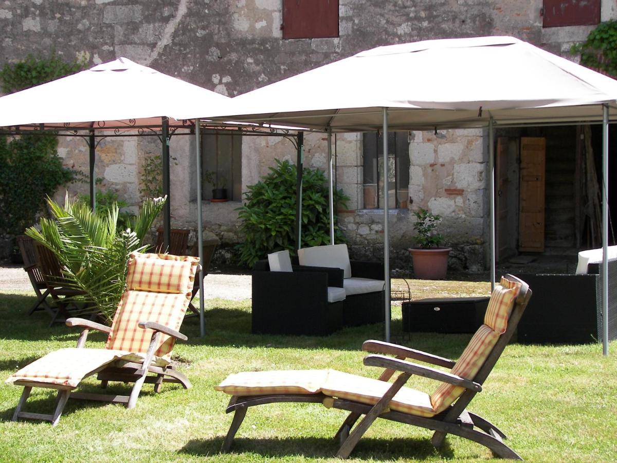 Domaine Du Noble Acomodação com café da manhã Saint-Jean-de-Thurac Exterior foto