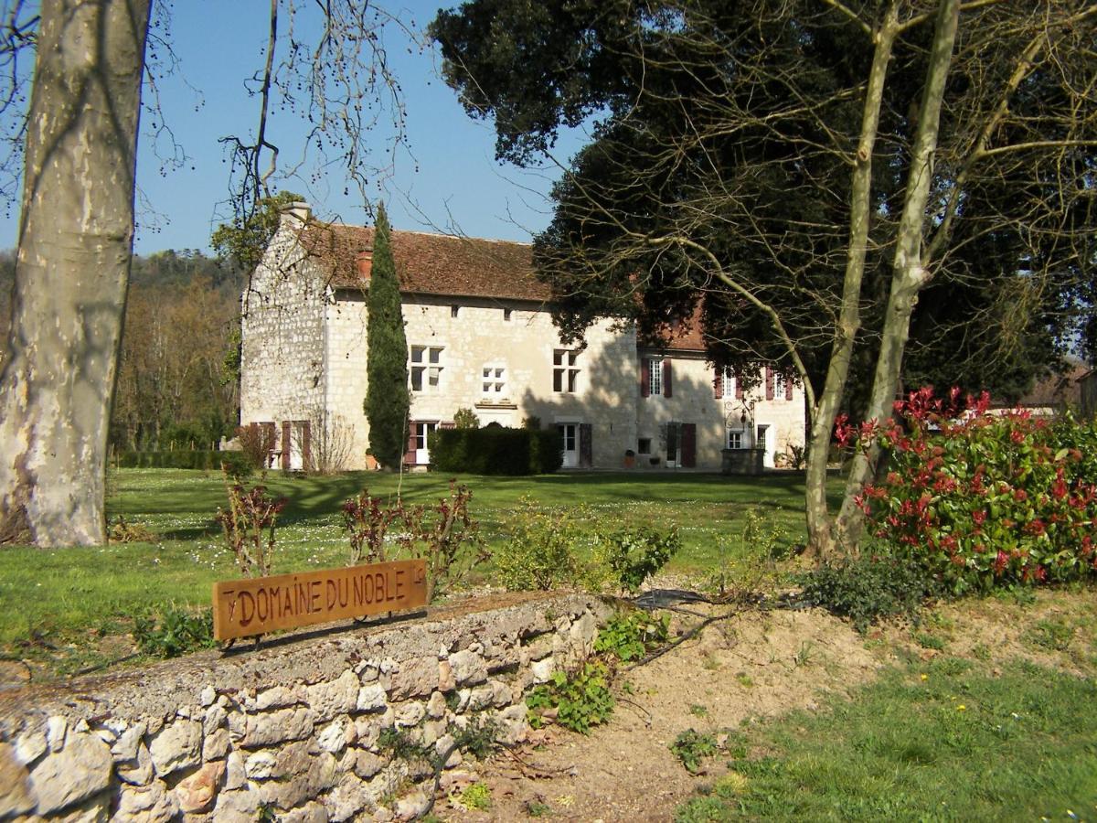 Domaine Du Noble Acomodação com café da manhã Saint-Jean-de-Thurac Exterior foto